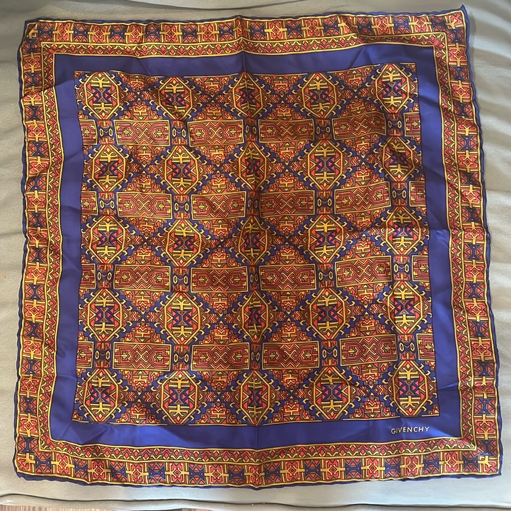 Vintage 100% silk GIVENCHY made in Italy scarf
